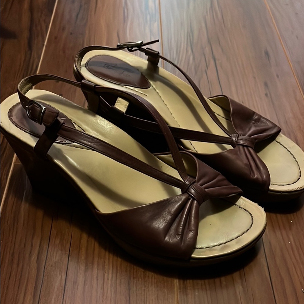 Women's Brown Wedge Sandals